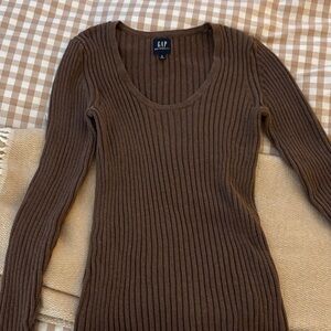 GAP Women's Chocolate Ribbed Maternity Sweater